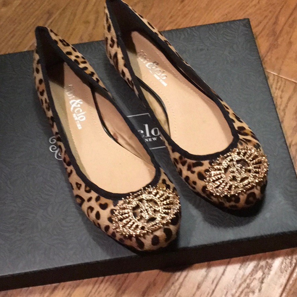 Ballet flats